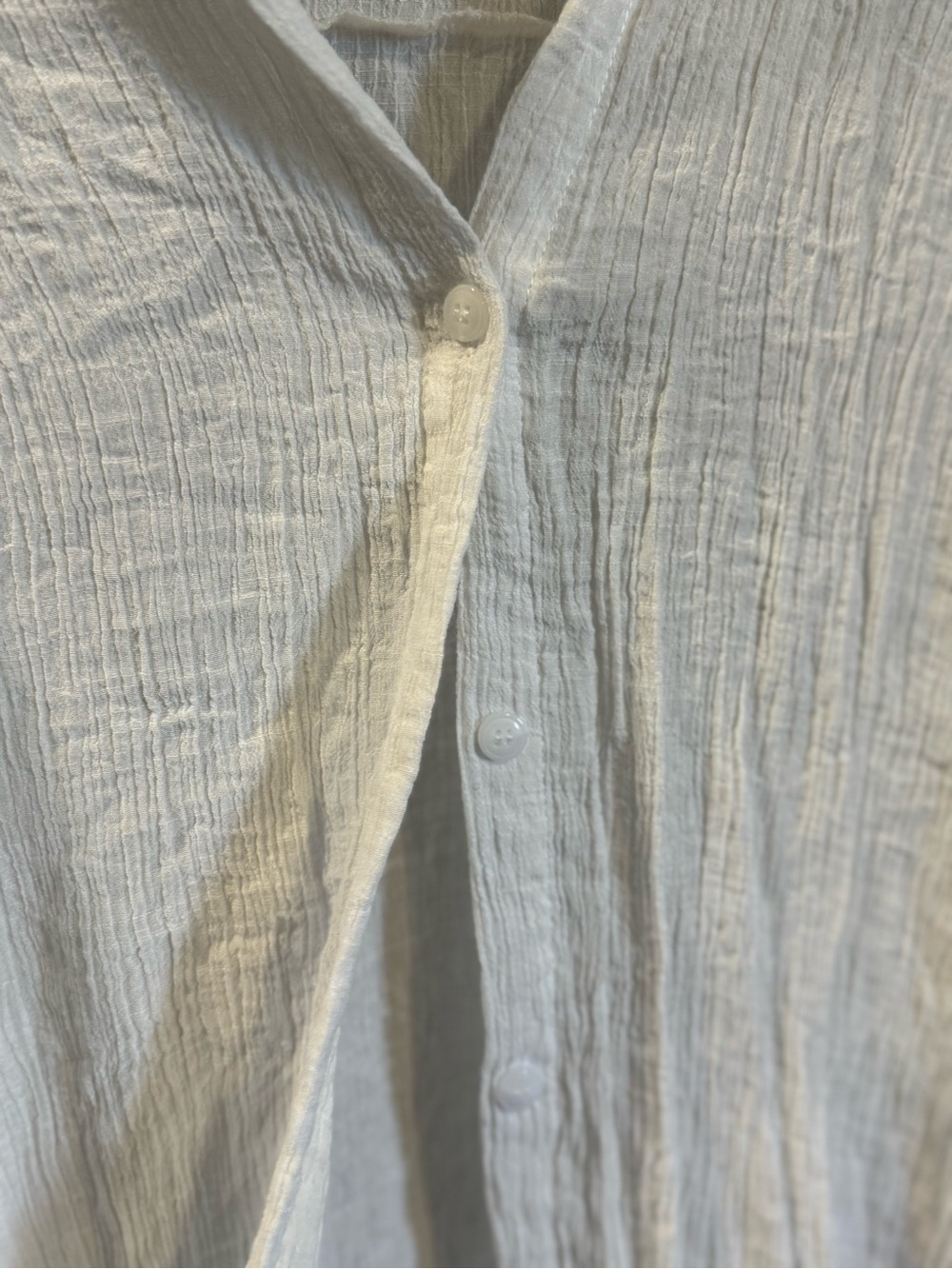 White Crinkle Gauze Button Front Beach Cover Up Shirt - Picture 4 of 7